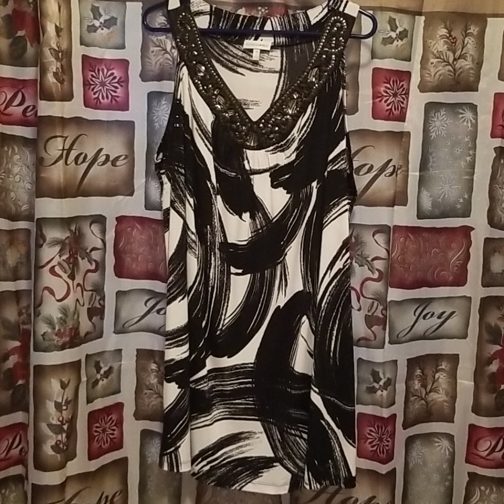 Tank - Picture 1 of 6